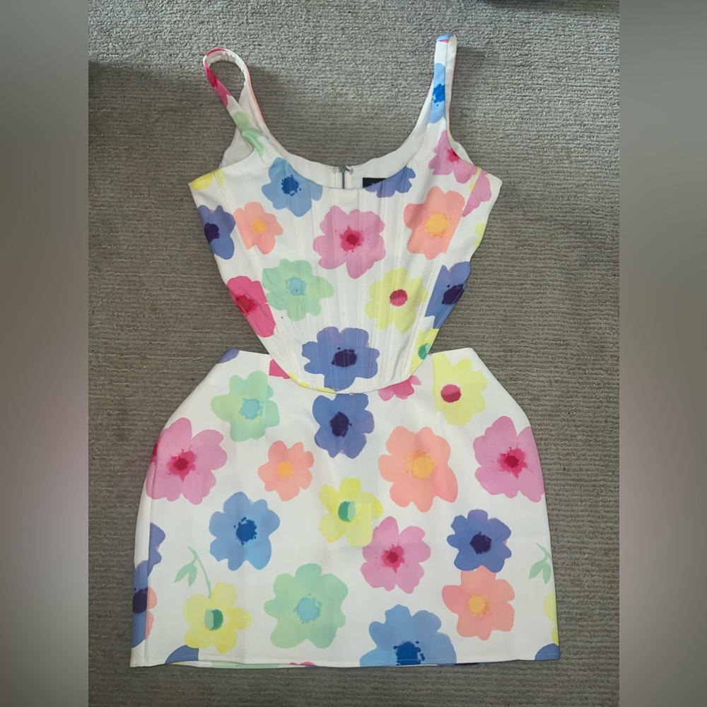 White fox boutique set